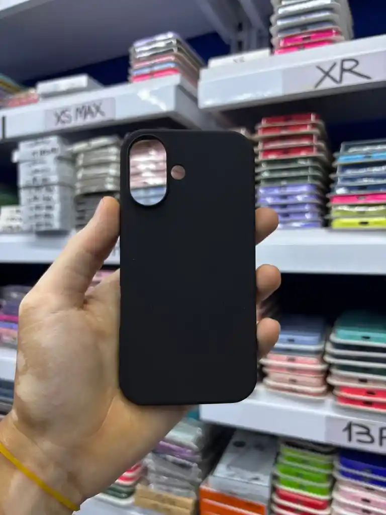 Iphone 16 | Color Negro | Silicone Case | Rigido | Carcasa Protectora | Antihumedad