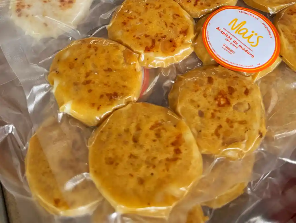 Arepitas De Plátano Maduro Con Queso