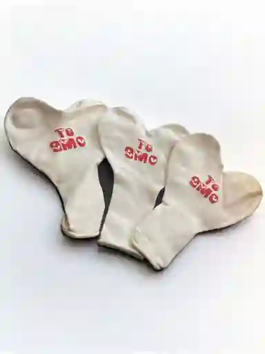 Paquete Por 20 Unidades De Globos Bombas R-12 Motivo Te Amo Color Blanco En Forma De Corazon