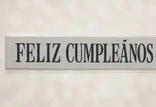 Banda Colgante En Tela Diseño De Feliz Cumpleaños Color Plateado Escarchado