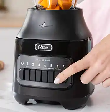 Licuadora Oster, 6 Velocidades + Pulso, Vaso De Vidrio, 1.5 Litros