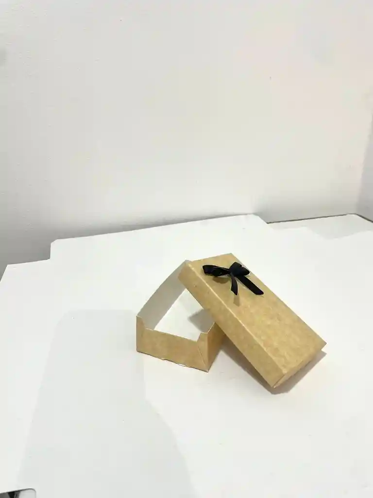 Caja Joyero Mini Color Kraft Lazo Negro