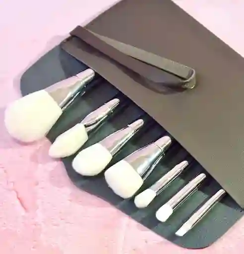 Kit Brochas Para Maquillaje Plateado X7unid