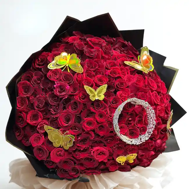 Buchon Luxury De 200 Rosas