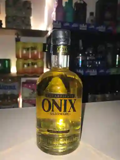 Aguardiente Onix Sello Negro Amarillo 375 Ml