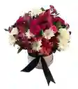 Caja Blanca Con Rosas Y Flores Rojas