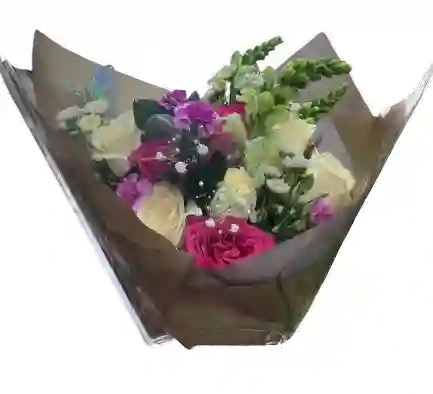 Ramo Mixto Con Rosas Y Flores Blancas