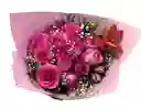 Ramo Romántico De Rosas Fucsia