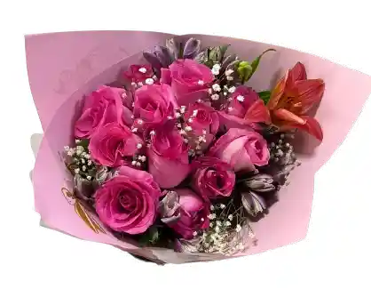 Ramo Romántico De Rosas Fucsia