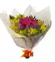 Ramo De Rosas Fucsia Y Lilas