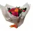 Ramo De Rosas Fucsia Y Naranjas