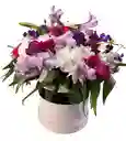 Caja Premium De Rosas Y Lirios Lilas