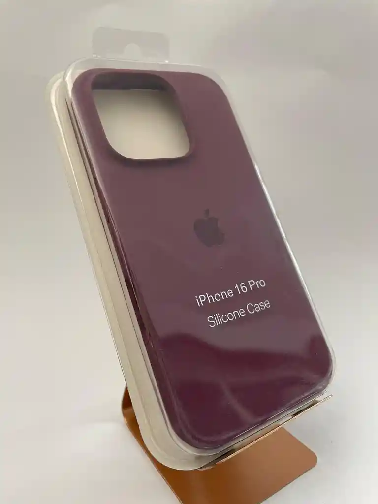 Silicon Case Iphone 16 Pro Vinotinto Clarito