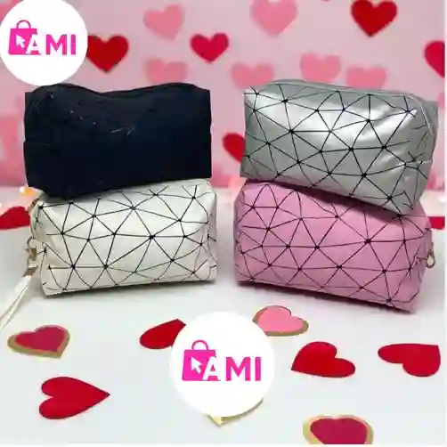 Cosmetiquera Wow 707