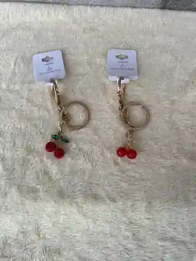 Llavero Con Dije De Cerezas,