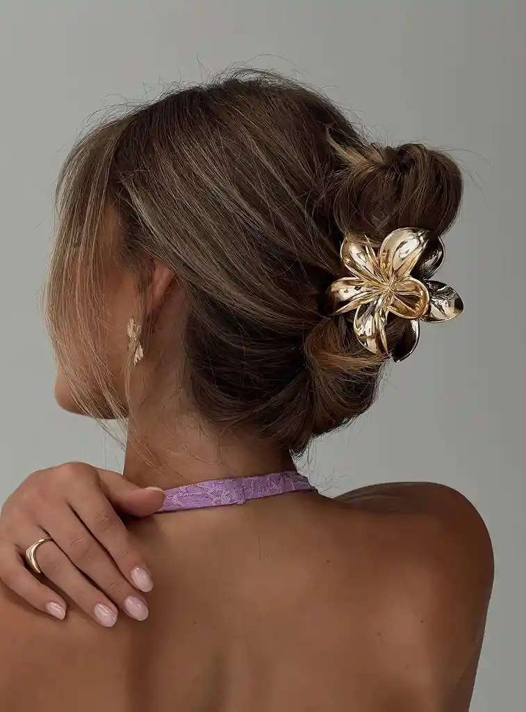 Pinza Gancho Caimán Flor Hawaiana Metalizada Para Cabello