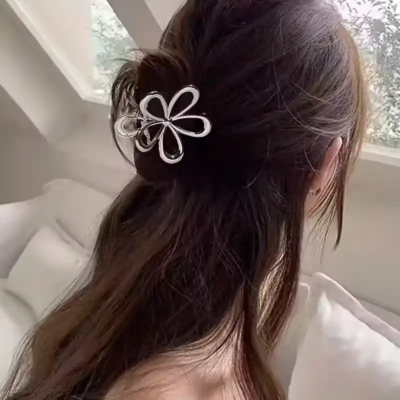 Pinza Caimán Gancho Flor Metalizada Cabello