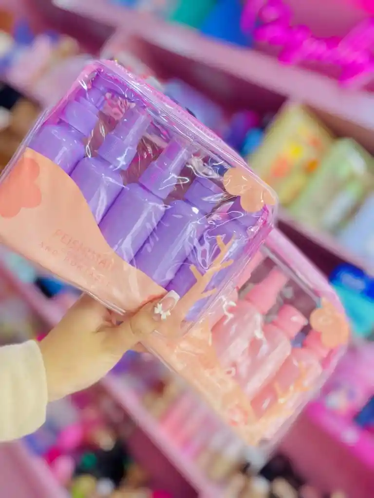 💖 Kit De Viaje Pastel — Lleva Tus Esenciales A Todas Partes ✈️✨