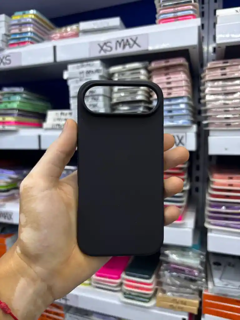 Iphone 17 Air | Color Negro | Silicone Case | Rigido | Carcasa Protectora | Antihumedad