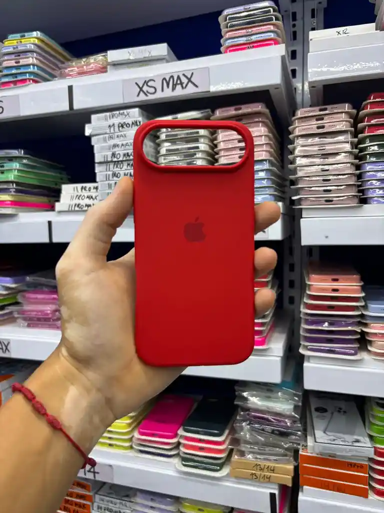 Iphone 17 Air | Color Rojo | Silicone Case | Rigido | Carcasa Protectora | Antihumedad