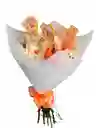 Ramo Floral De Rosas Y Decoración De Winie Poh