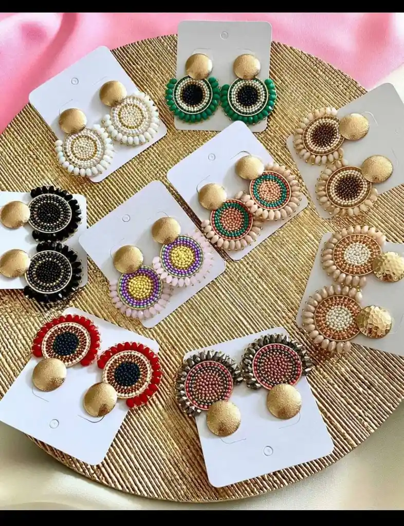 Aretes Tejidos En Mostacilla