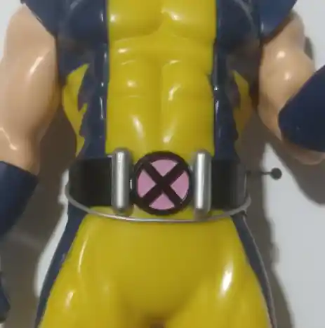 Muñeco Wolverine 30cm /sonido.