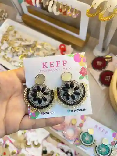Aretes Artesanales Tejidos