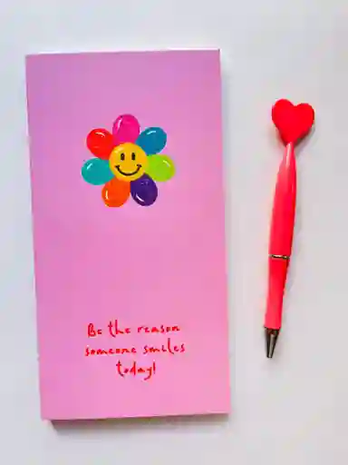 Kit Libreta El Mundo A Colores Con Esfero Corazon