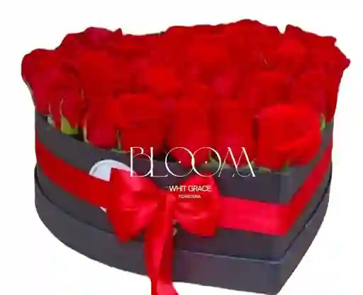 Flores Rosas Rojas En Corazon