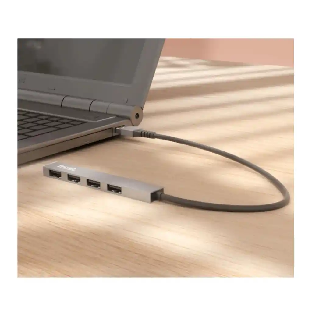 Hub Multipuerto Zapatilla Slim Usb 3.0 4 Puertos Trust Halyx