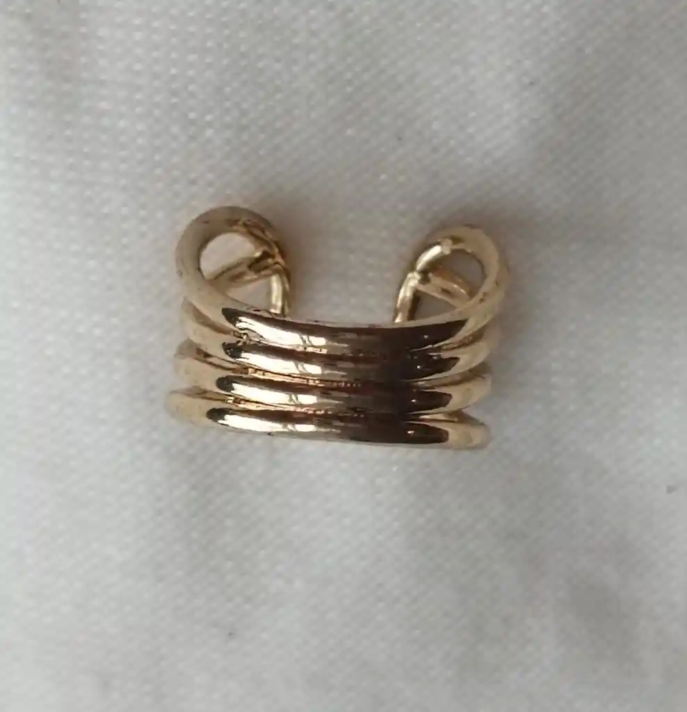 Ear Cuff Cover Gold Delicadas Lineas