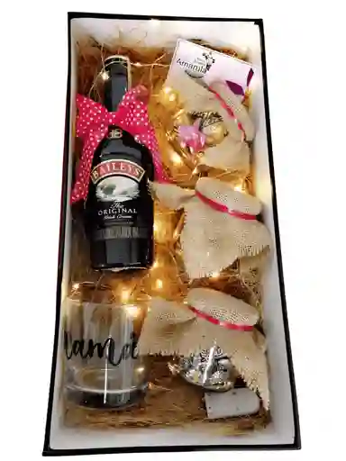 Ancheta Mediana Con Baileys Y Dulces Surtidos