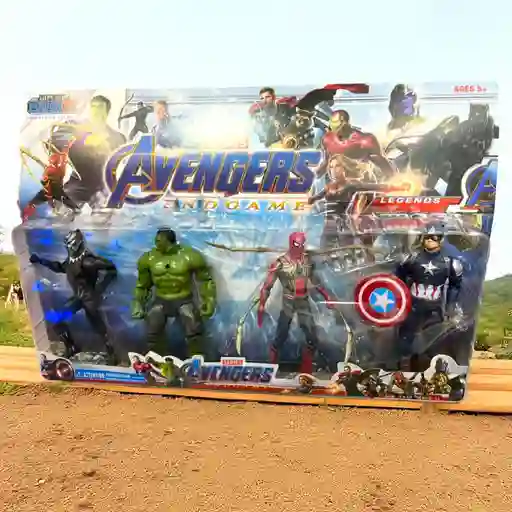 Set Figuras Muñecos Articulados Avengers Vengadores X 4 Con Luz
