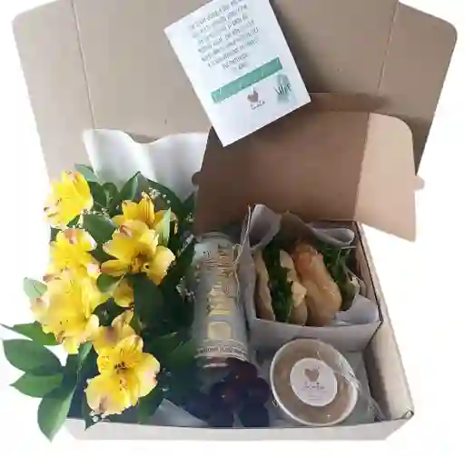 Caja Regalo Sorpresa Giftbox Yellow -flores, Cerveza Importada, Torta Cuchareable