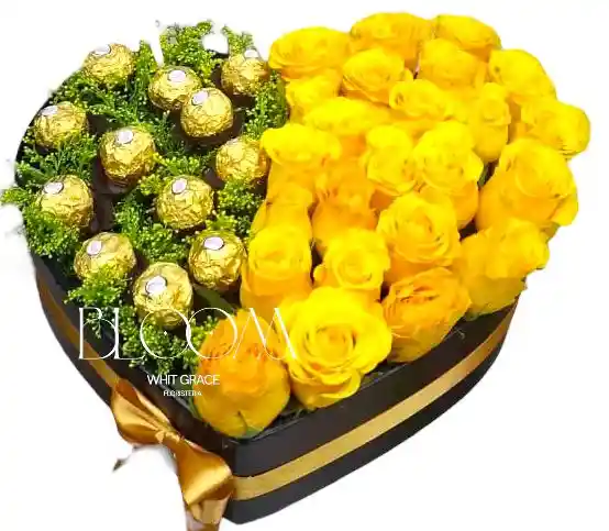 Flores Rosas Amarillas En Corazón