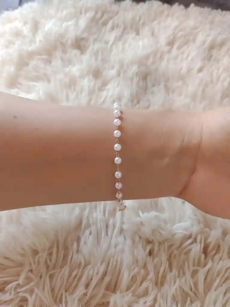 Pulsera Manilla Dorada Estilo Perlas Pequeñas
