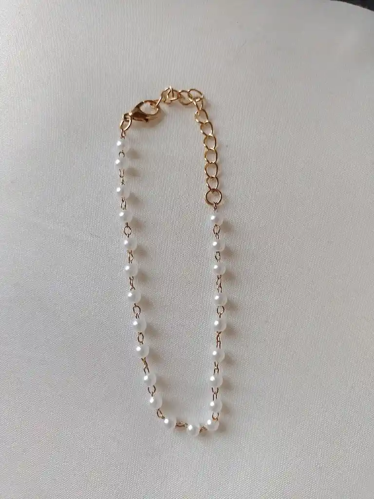 Pulsera Manilla Dorada Estilo Perlas Pequeñas