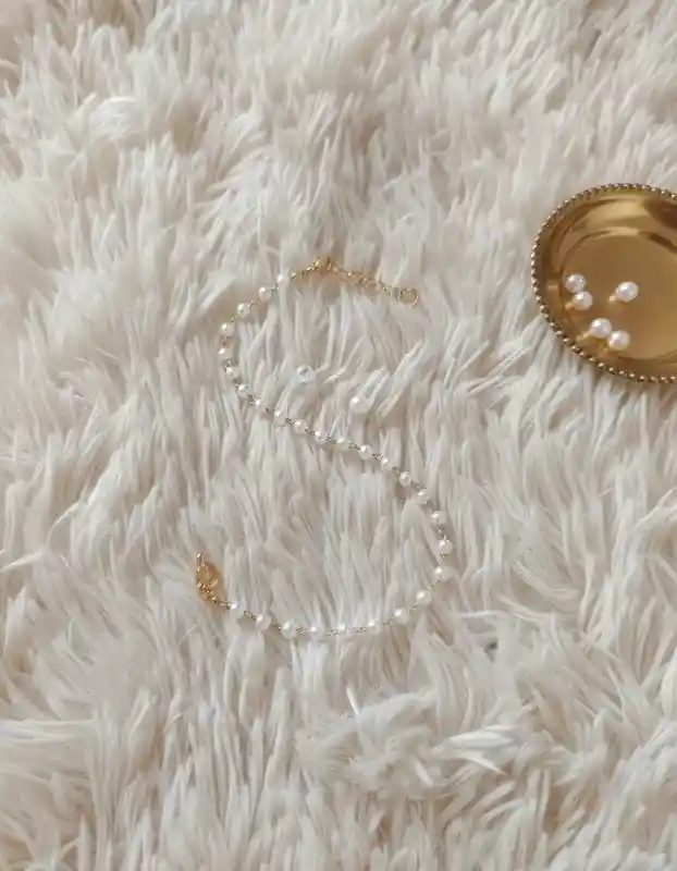 Pulsera Manilla Dorada Estilo Perlas Pequeñas