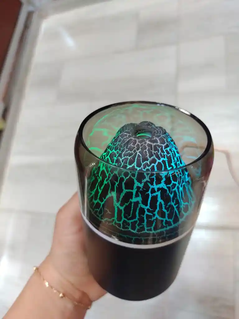 Humidificador Aromatizante Difusor Estilo Volcán Negro Pequeño