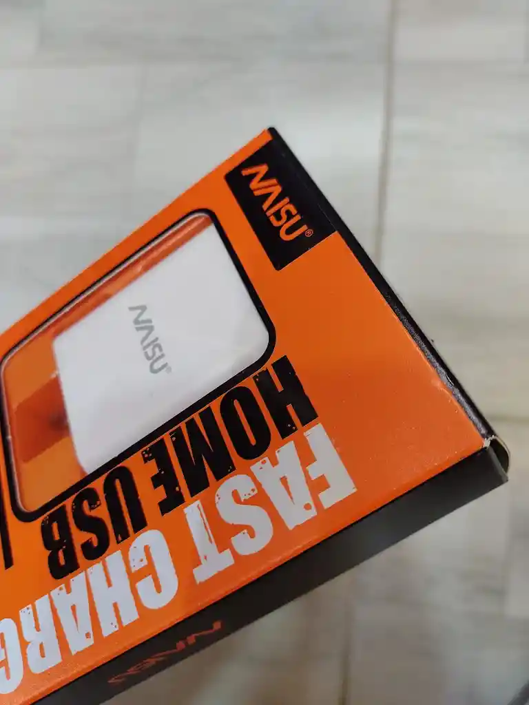 Cargador Naisu Completo Adaptador Y Cable Tipo C Blanco Rapido