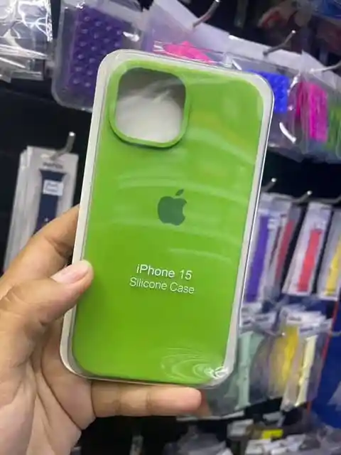 Iphone 15 | Color Lima | Silicone Case | Rigido | Carcasa Protectora | Antihumedad