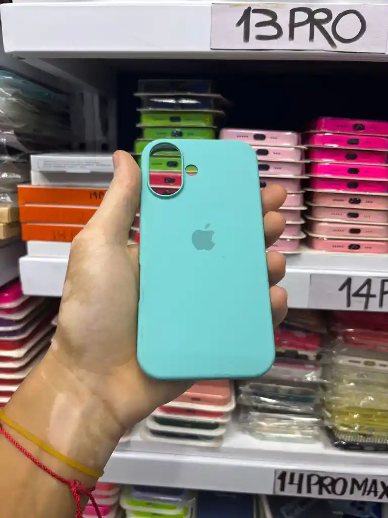 Iphone 16 | Color Menta Pastel | Silicone Case | Rigido | Carcasa Protectora | Antihumedad
