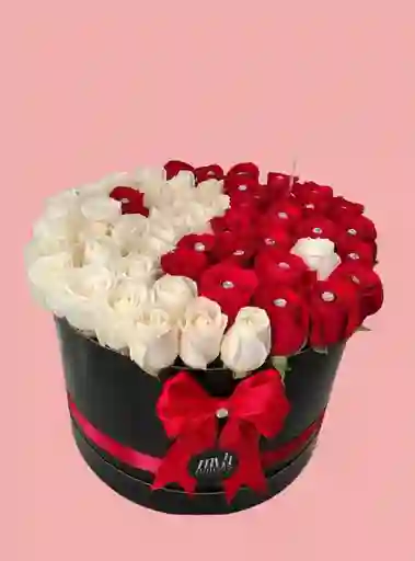 Arreglo De Rosas Yin Yang - Amor Y Amistad