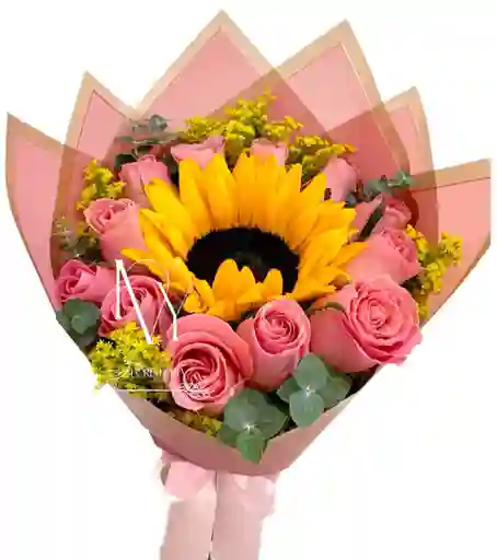Flores Rosas Rosadas Y Girasol Golden.