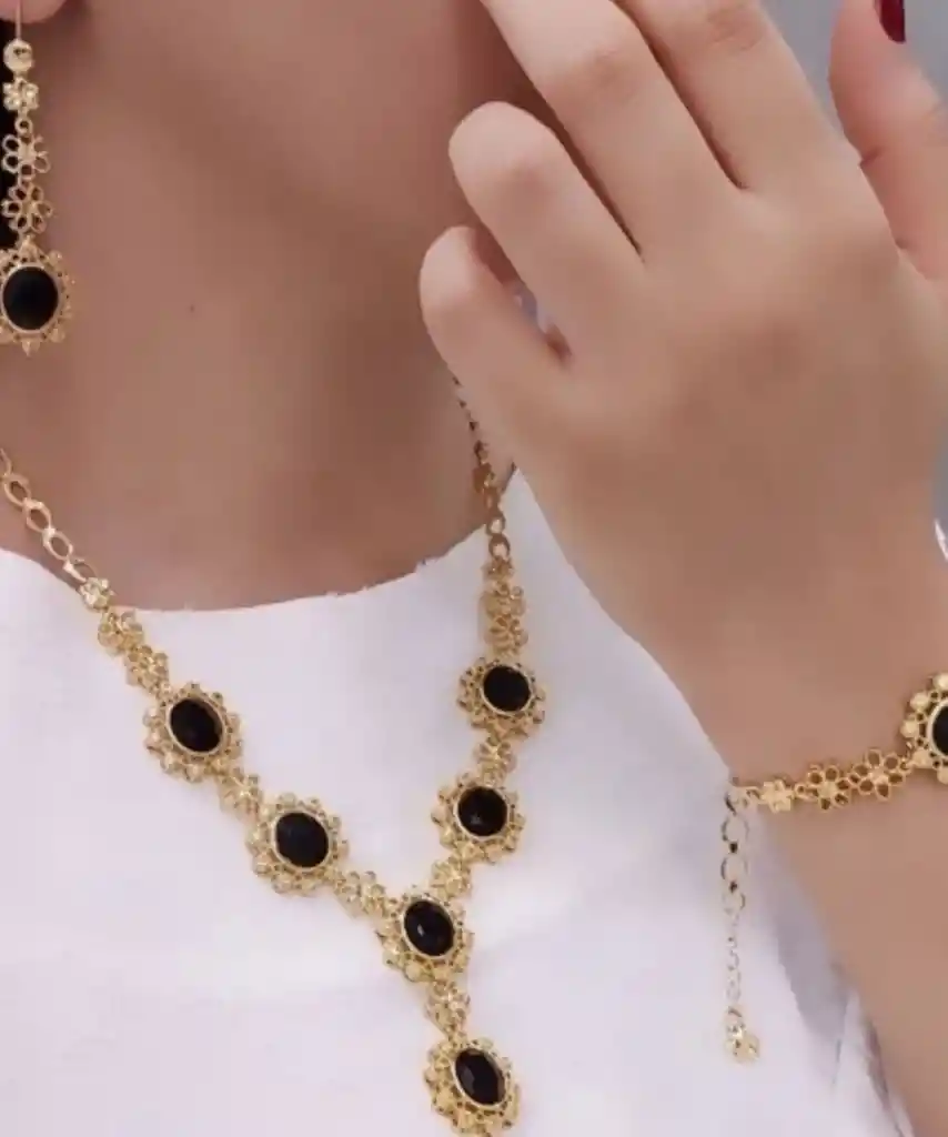 Collar Dorado Brillante Con Negro Disfraz Egipcia Cosplay Halloween