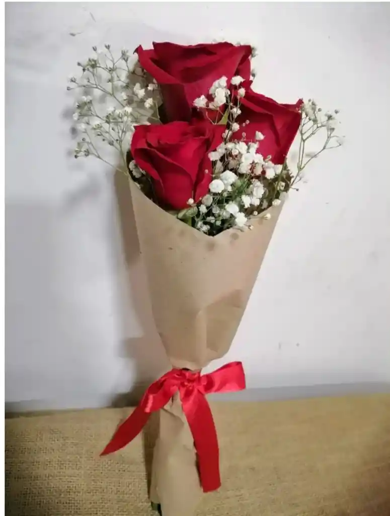 Mini Bouquet De Rosas Rojas