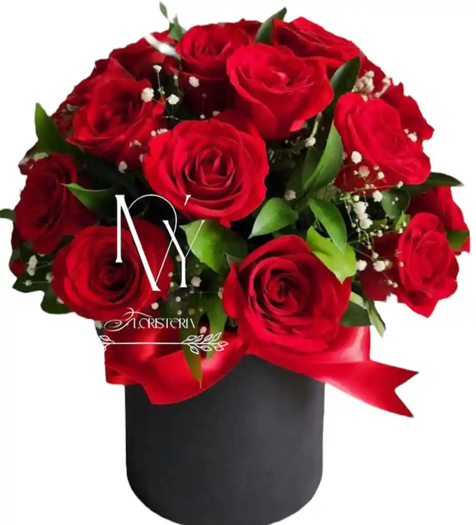 Flores Rosas Rojas En Cilindro