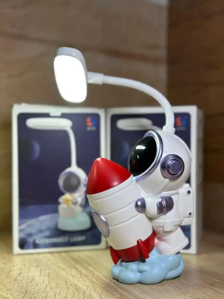 Lampara En Forma De Astronauta