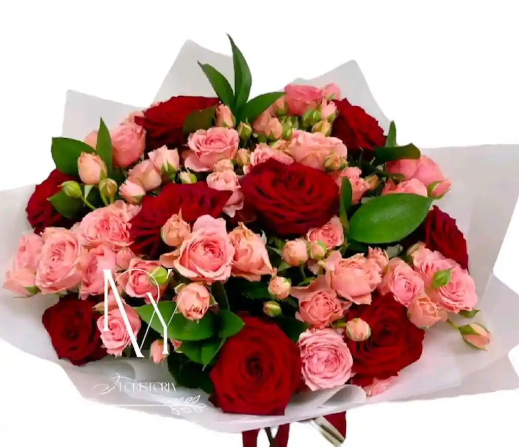 Flores Rosas Rojas Y Rosas Spray